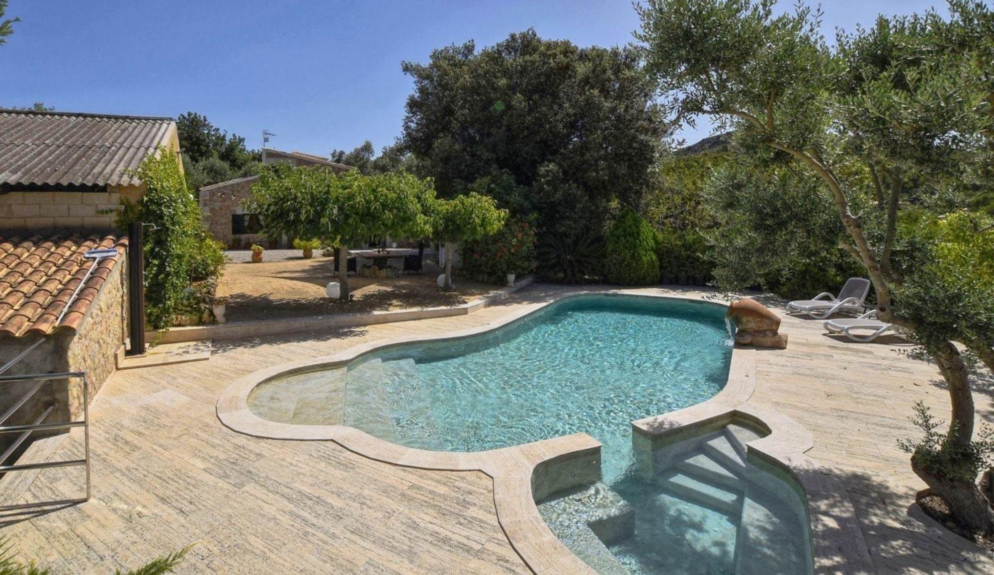 Romantisches Mit Jacuzzi Im Freien Ferienhaus